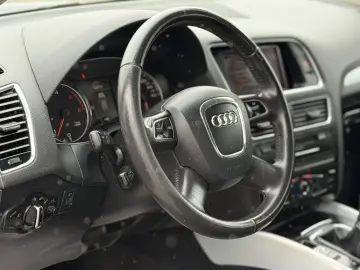 AUDI Q5 2.0 TDI