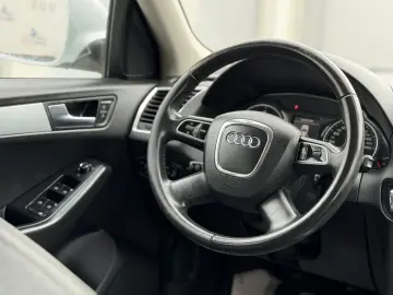 AUDI Q5 2.0 TDI