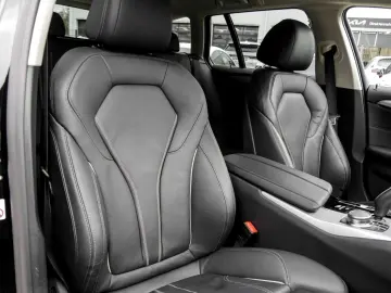 BMW 540d xDrive H K HuD AHK STANDHZG DA PROF 360