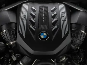 BMW X6 M50i Individual Panorama HUD DAB H K 22Zoll