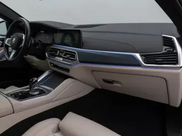BMW X6 M50i Individual Panorama HUD DAB H K 22Zoll