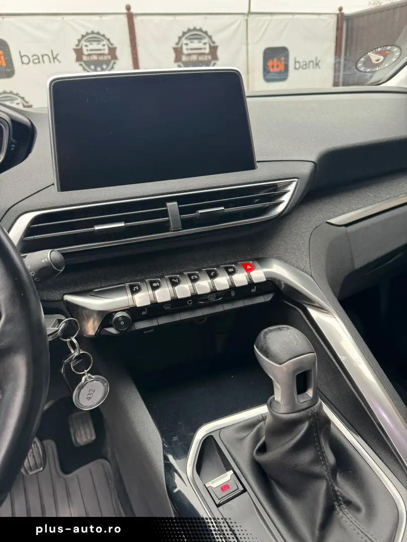 Peugeot 5008 2018 1.6