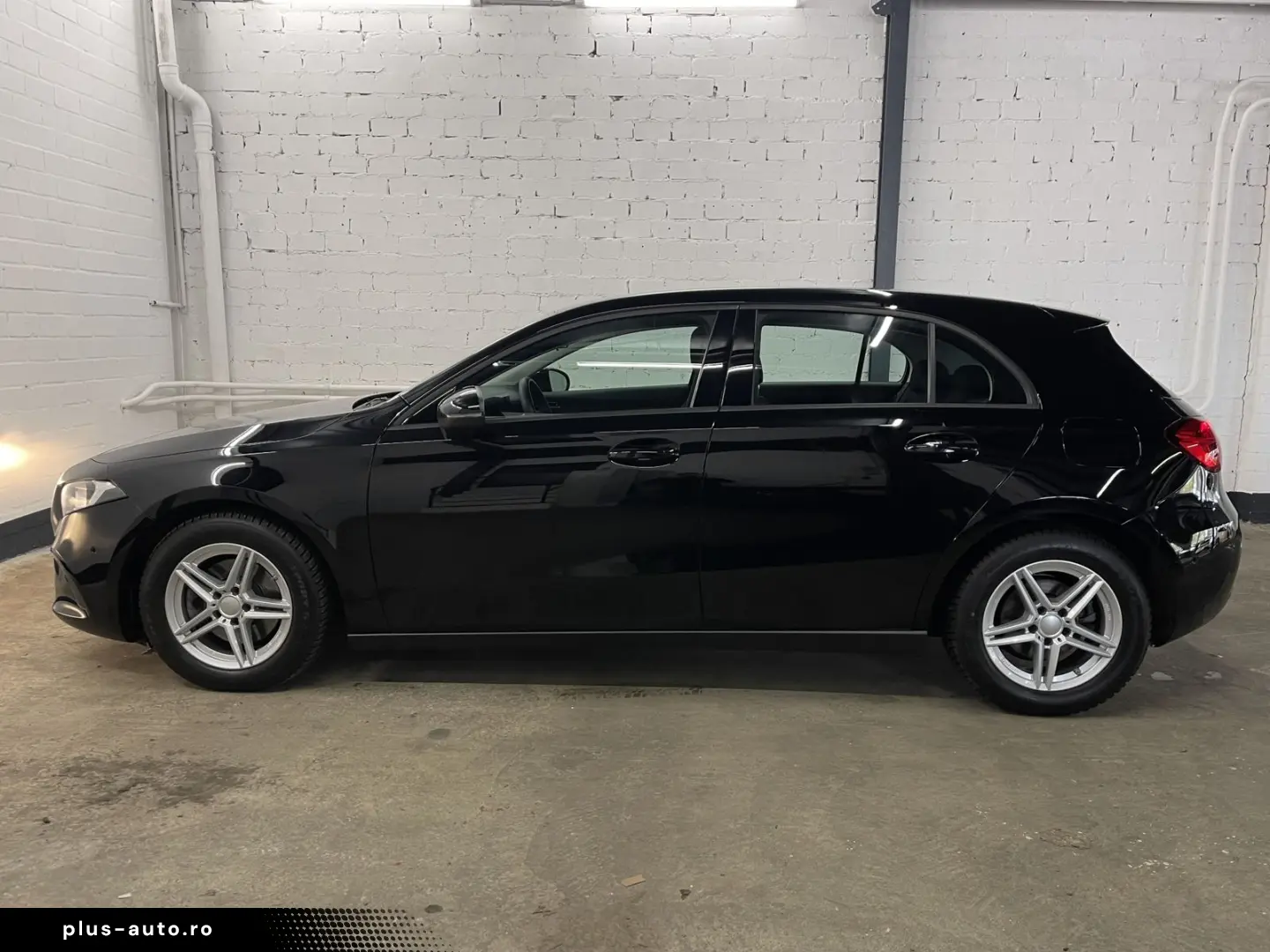 MERCEDES-BENZ A 180 d 8G-DCT Entry  DAB   MBUX   Sitzheizung