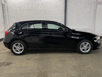 MERCEDES-BENZ A 180 d 8G-DCT Entry  DAB   MBUX   Sitzheizung