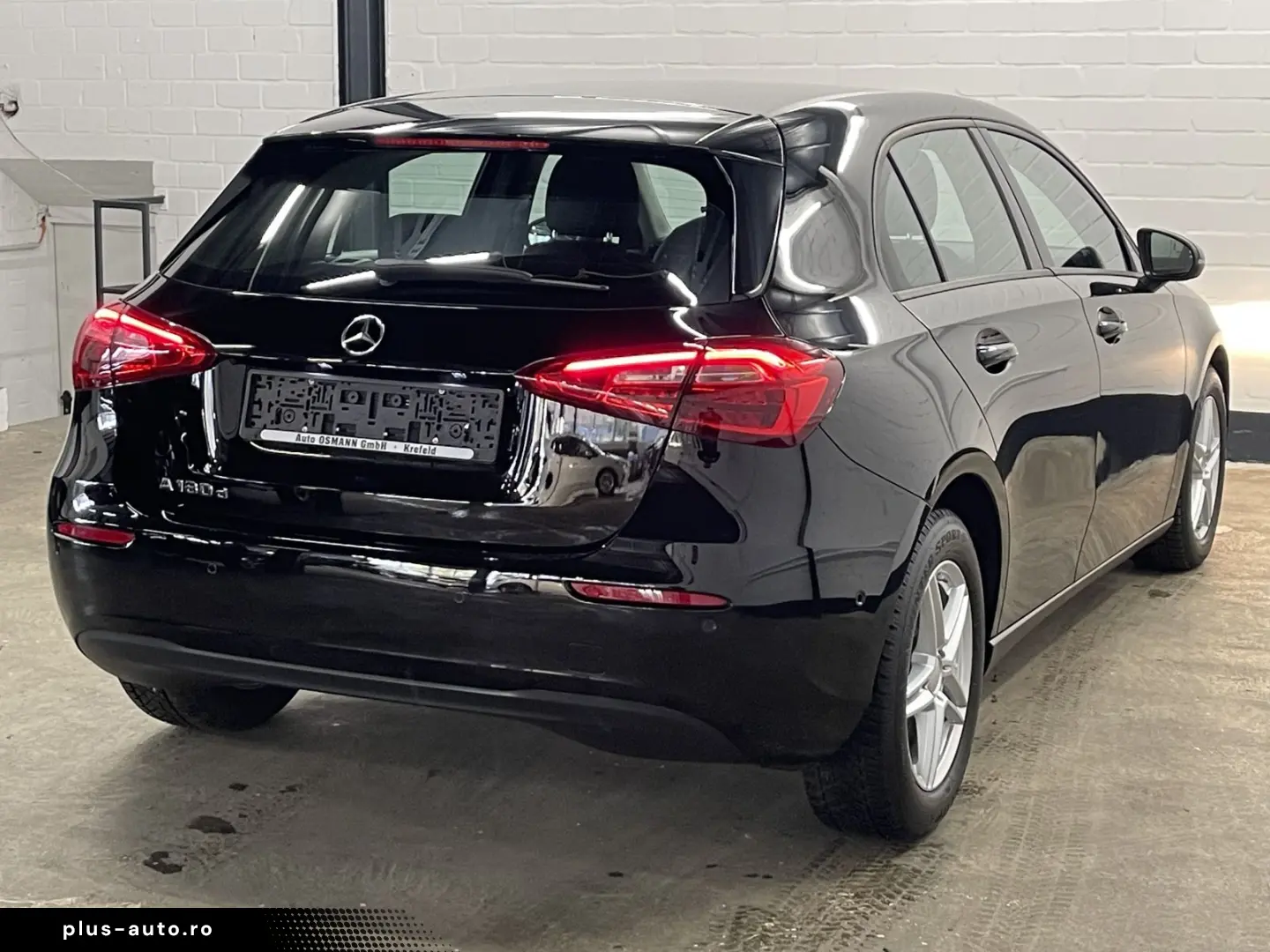 MERCEDES-BENZ A 180 d 8G-DCT Entry  DAB   MBUX   Sitzheizung