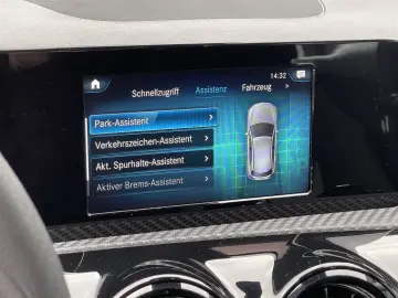 MERCEDES-BENZ A 180 d 8G-DCT Entry  DAB   MBUX   Sitzheizung