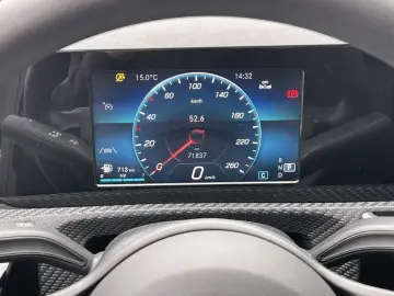 MERCEDES-BENZ A 180 d 8G-DCT Entry  DAB   MBUX   Sitzheizung