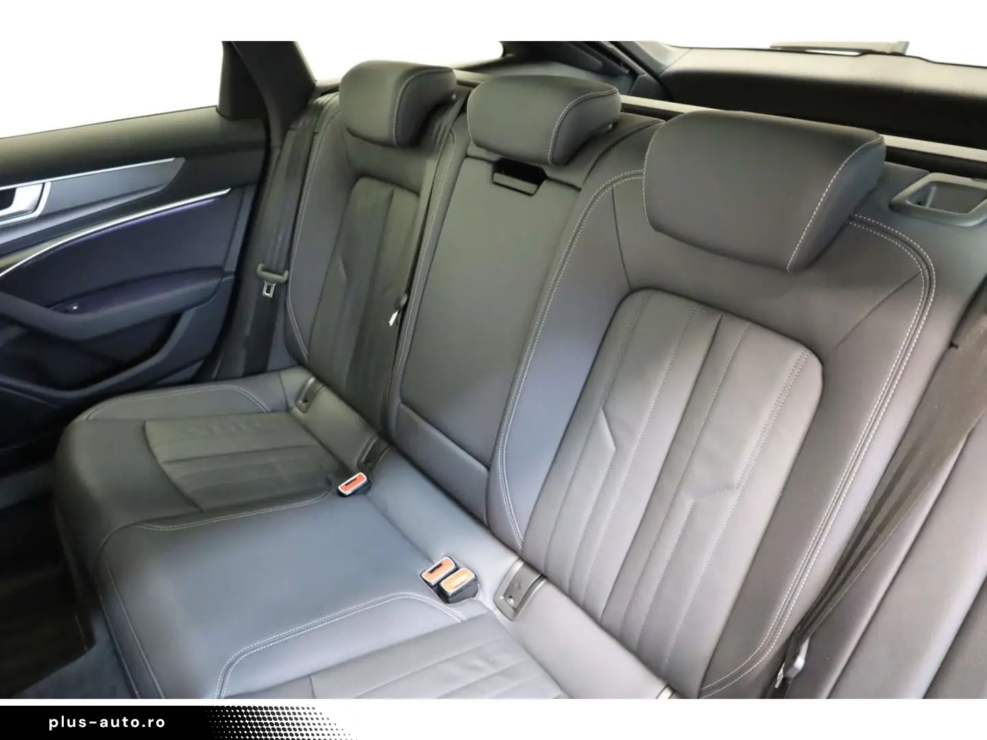 AUDI A6 Avant 45 TFSI quattro Advanced AHK Leder RFK