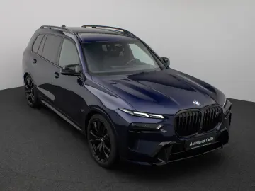 BMW X7 M60i xD Panorama 360  HUD DAB H K SoftCL22