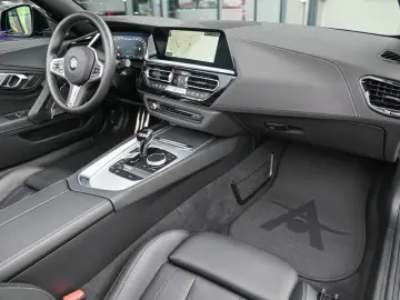 BMW Z4 M40i M Shadow Live Cockpit Prof  Head-Up  19