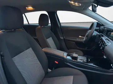 MERCEDES-BENZ A 180d  Automatik  Navi RFK  Tempomat