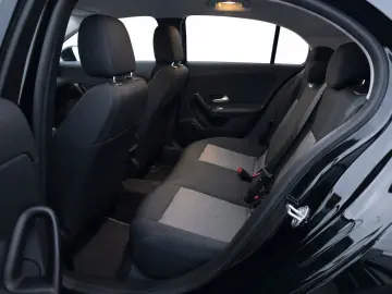 MERCEDES-BENZ A 180d  Automatik  Navi RFK  Tempomat