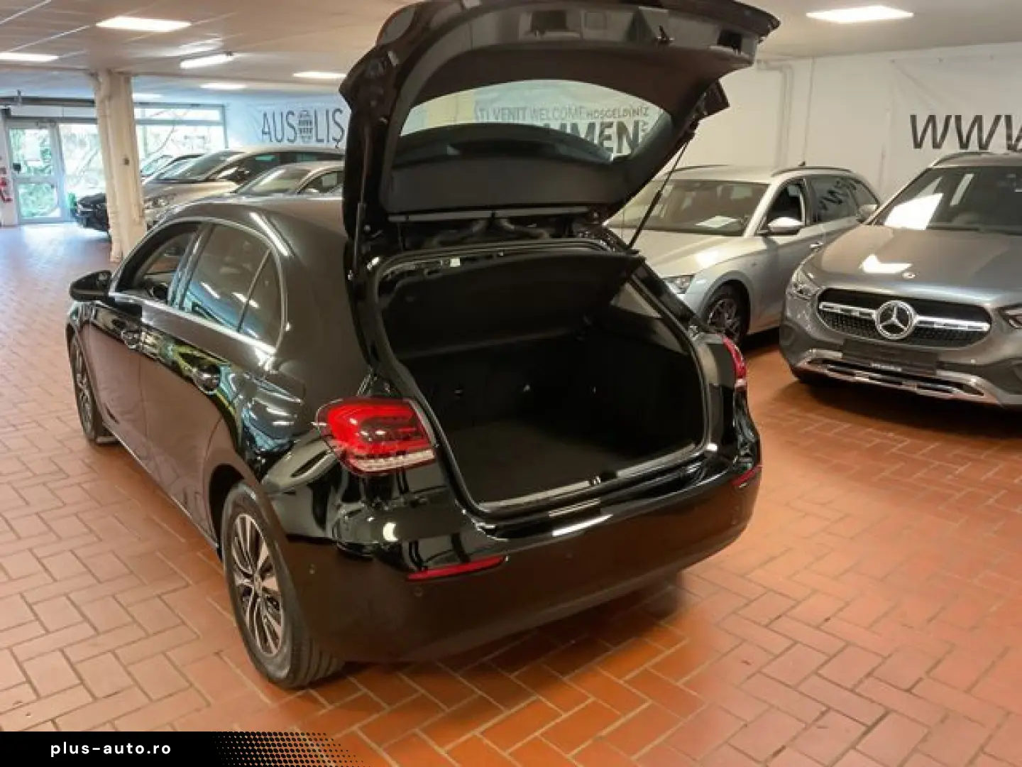 MERCEDES-BENZ A 180 d Style LED Kamera Park Paket