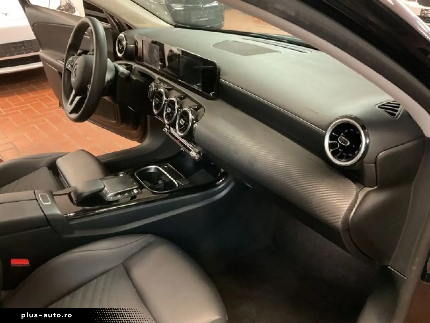 MERCEDES-BENZ A 180 d Style LED Kamera Park Paket