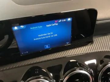 MERCEDES-BENZ A 180 d Style LED Kamera Park Paket