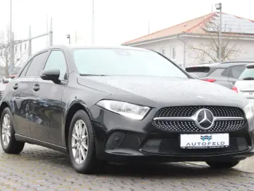 MERCEDES-BENZ A 180 d VOLLSHEFT LEDER PDC BT NAVI SHZ