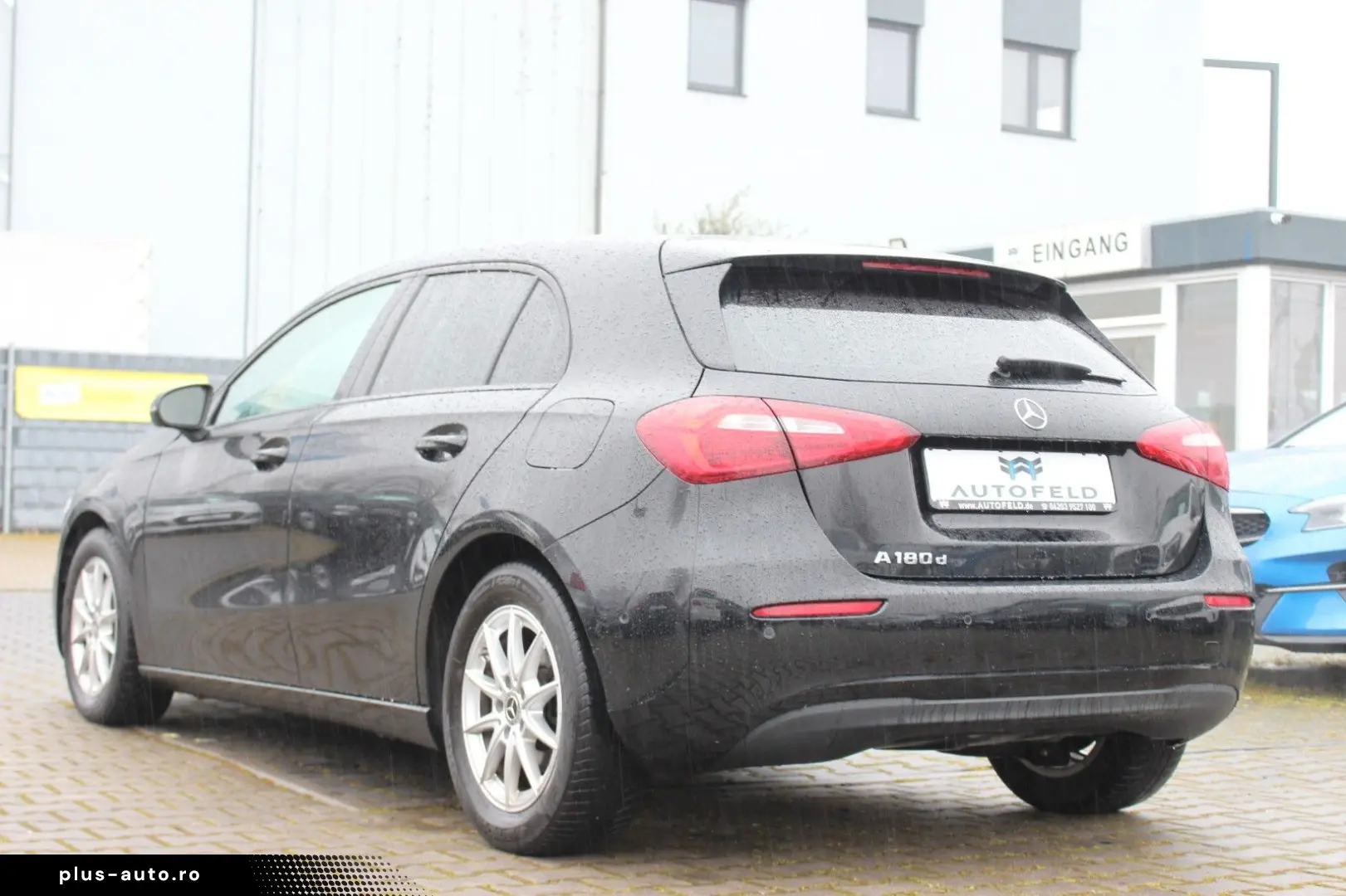 MERCEDES-BENZ A 180 d VOLLSHEFT LEDER PDC BT NAVI SHZ