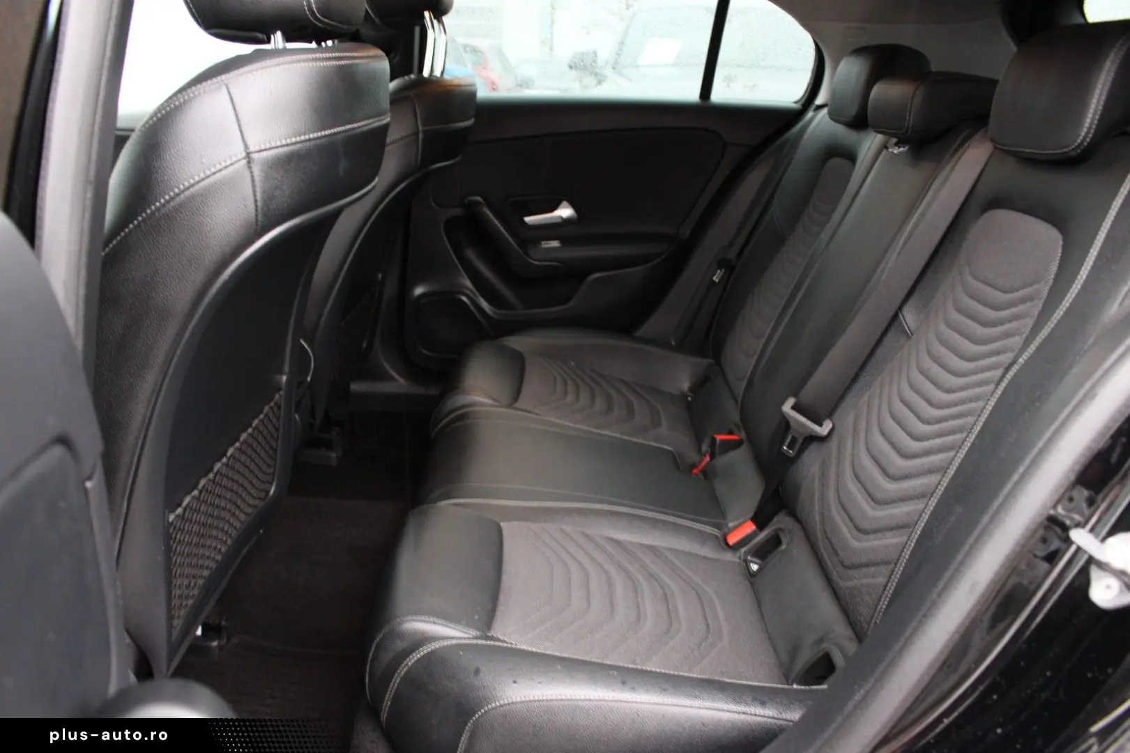 MERCEDES-BENZ A 180 d VOLLSHEFT LEDER PDC BT NAVI SHZ