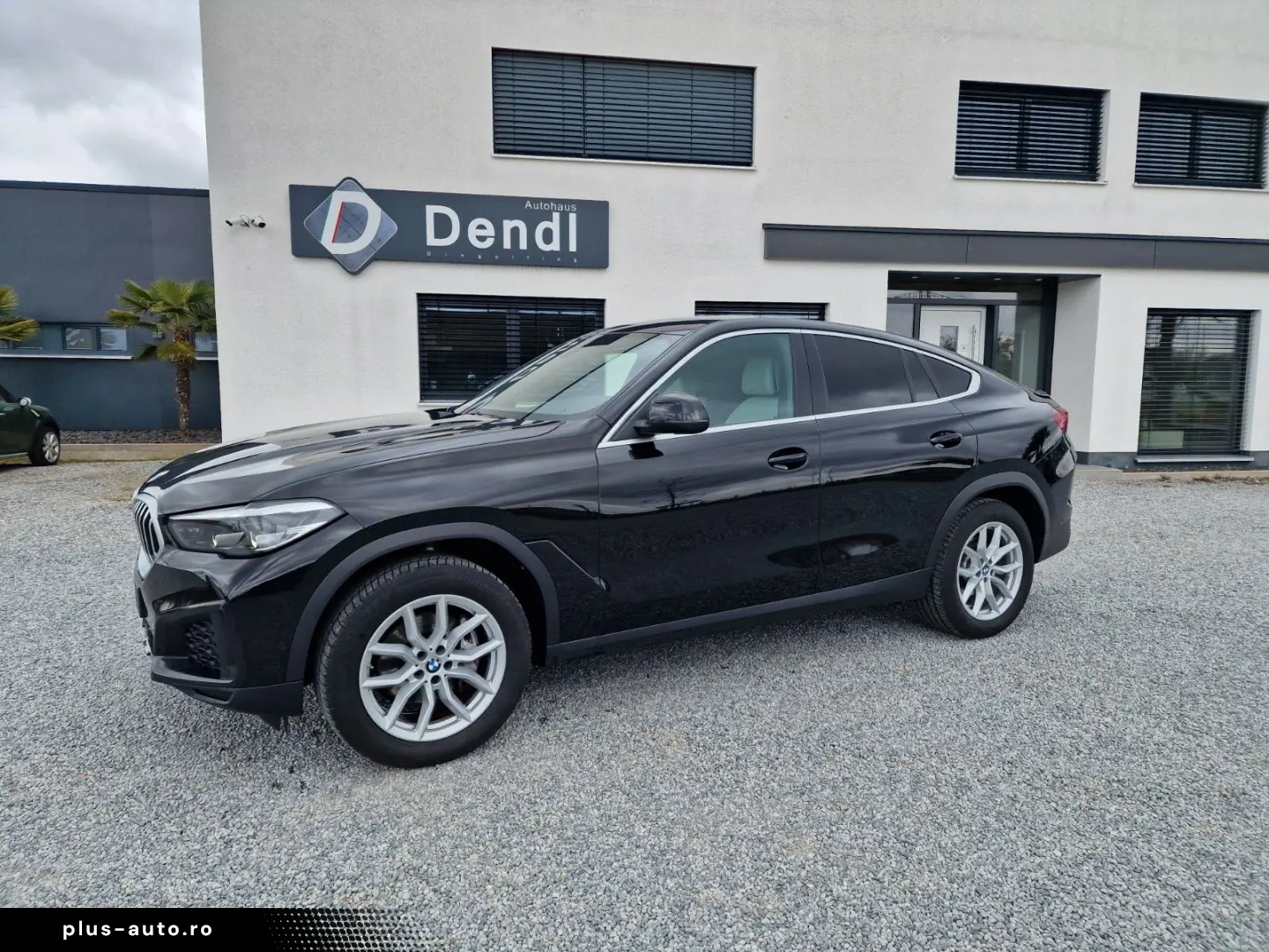 BMW X6 xDrive30d Panorama AHK B&W Standheizung Rollo