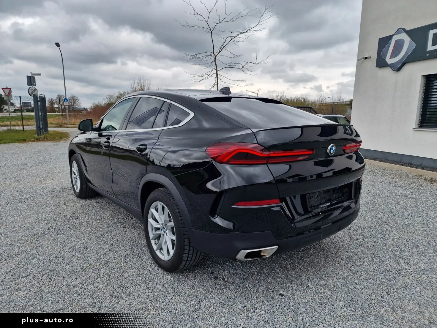 BMW X6 xDrive30d Panorama AHK B&W Standheizung Rollo