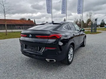 BMW X6 xDrive30d Panorama AHK B&W Standheizung Rollo