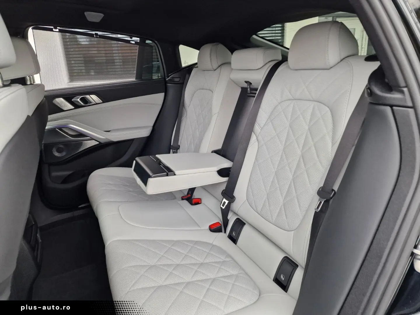 BMW X6 xDrive30d Panorama AHK B&W Standheizung Rollo