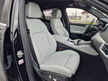 BMW X6 xDrive30d Panorama AHK B&W Standheizung Rollo