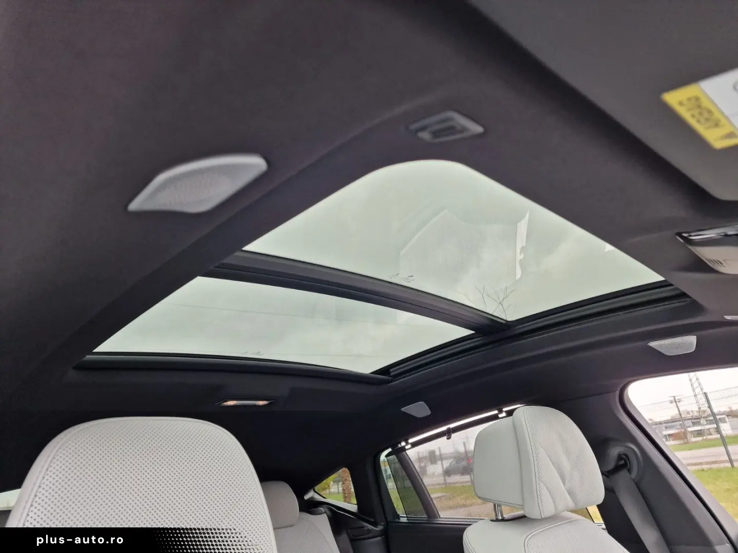 BMW X6 xDrive30d Panorama AHK B&W Standheizung Rollo