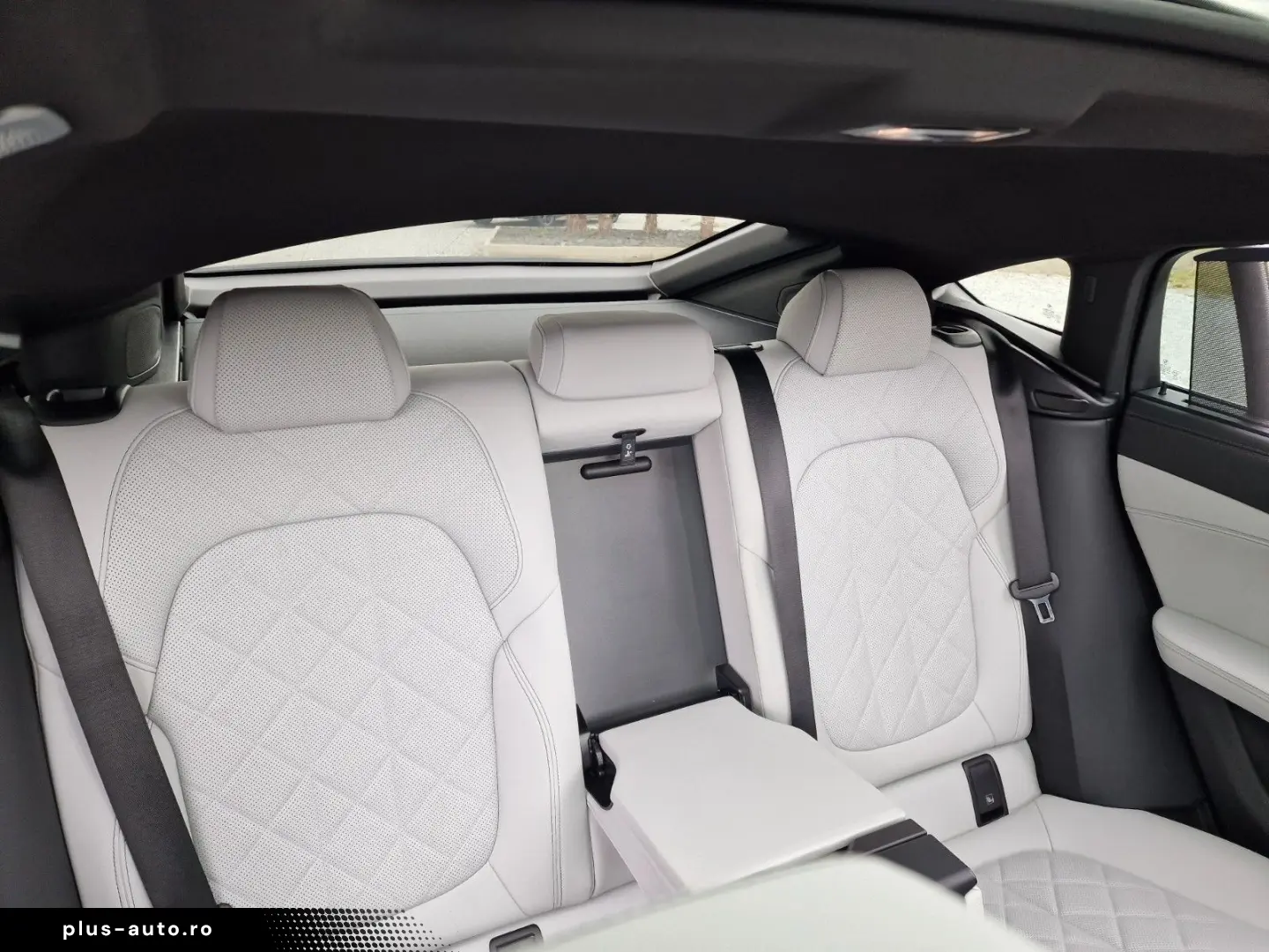 BMW X6 xDrive30d Panorama AHK B&W Standheizung Rollo