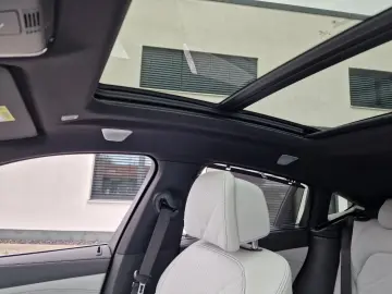 BMW X6 xDrive30d Panorama AHK B&W Standheizung Rollo