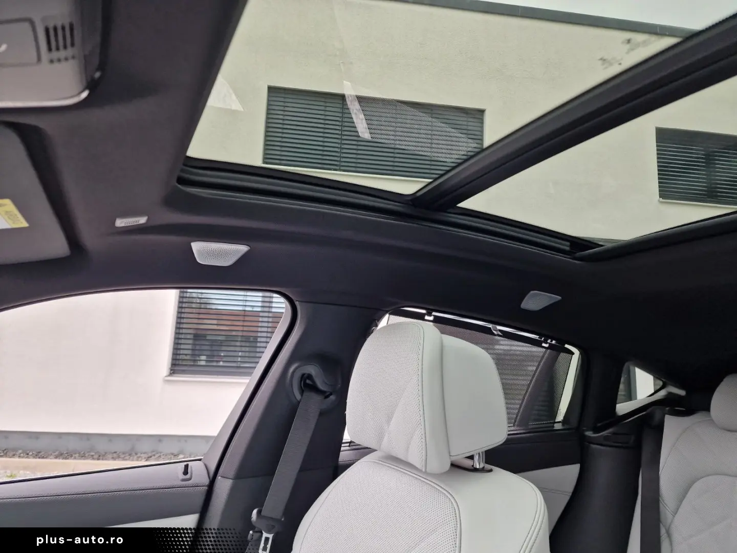 BMW X6 xDrive30d Panorama AHK B&W Standheizung Rollo