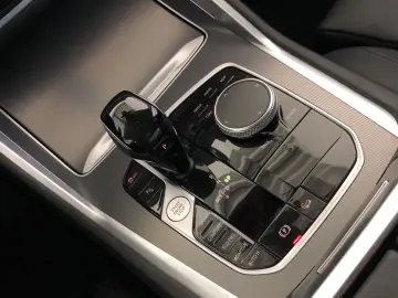 BMW X6 xDrive30d PANO Soft AKUSTIK 4xSH CAM DAB hk