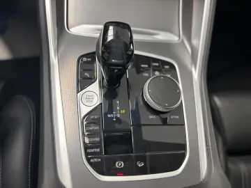 BMW X6 xDrive 30d M-Sport PANO DA PA LC-PROF ICONIC