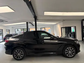 BMW X6 xDrive 30d M-Sport PANO DA PA LC-PROF ICONIC