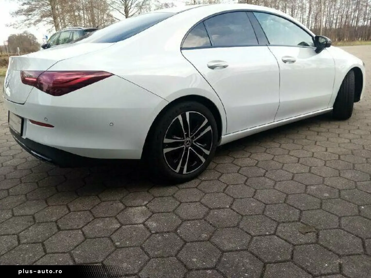 MERCEDES-BENZ Cla 180 d