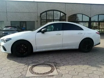 MERCEDES-BENZ Cla 180 d