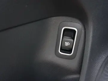 MERCEDES-BENZ CLA 180d Coupé Cp Progressive Wide