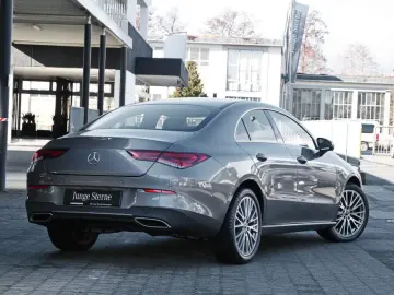 MERCEDES-BENZ CLA 180 Coupé Progressive Kamera Navi