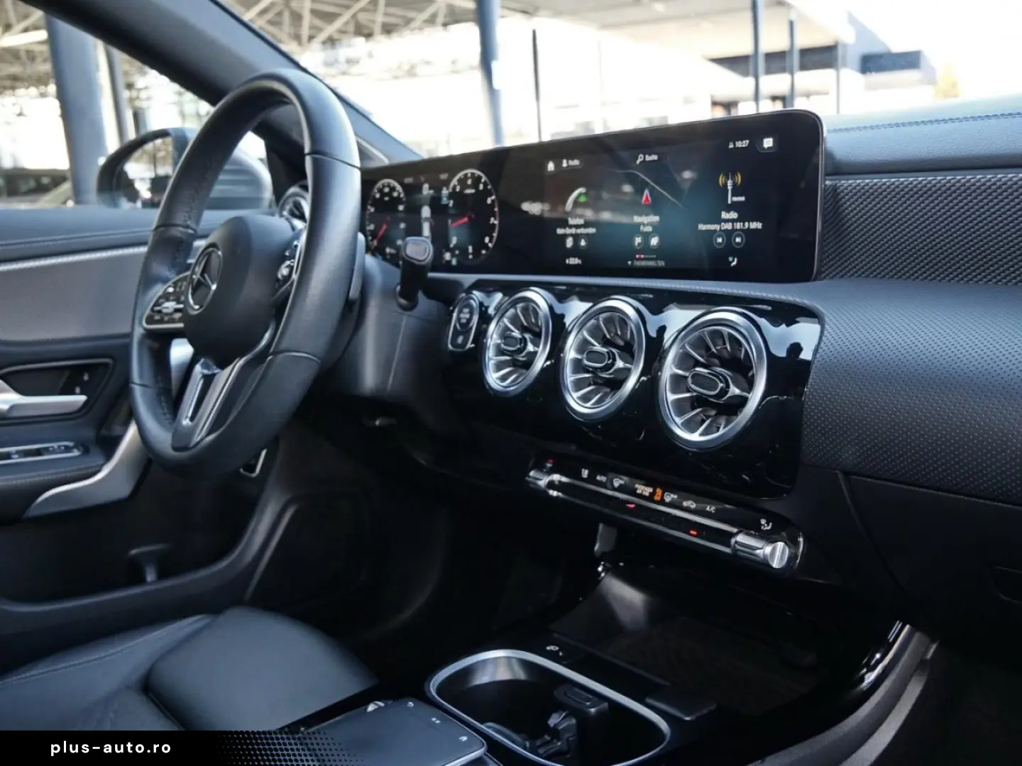 MERCEDES-BENZ CLA 180 Coupé Progressive Kamera Navi