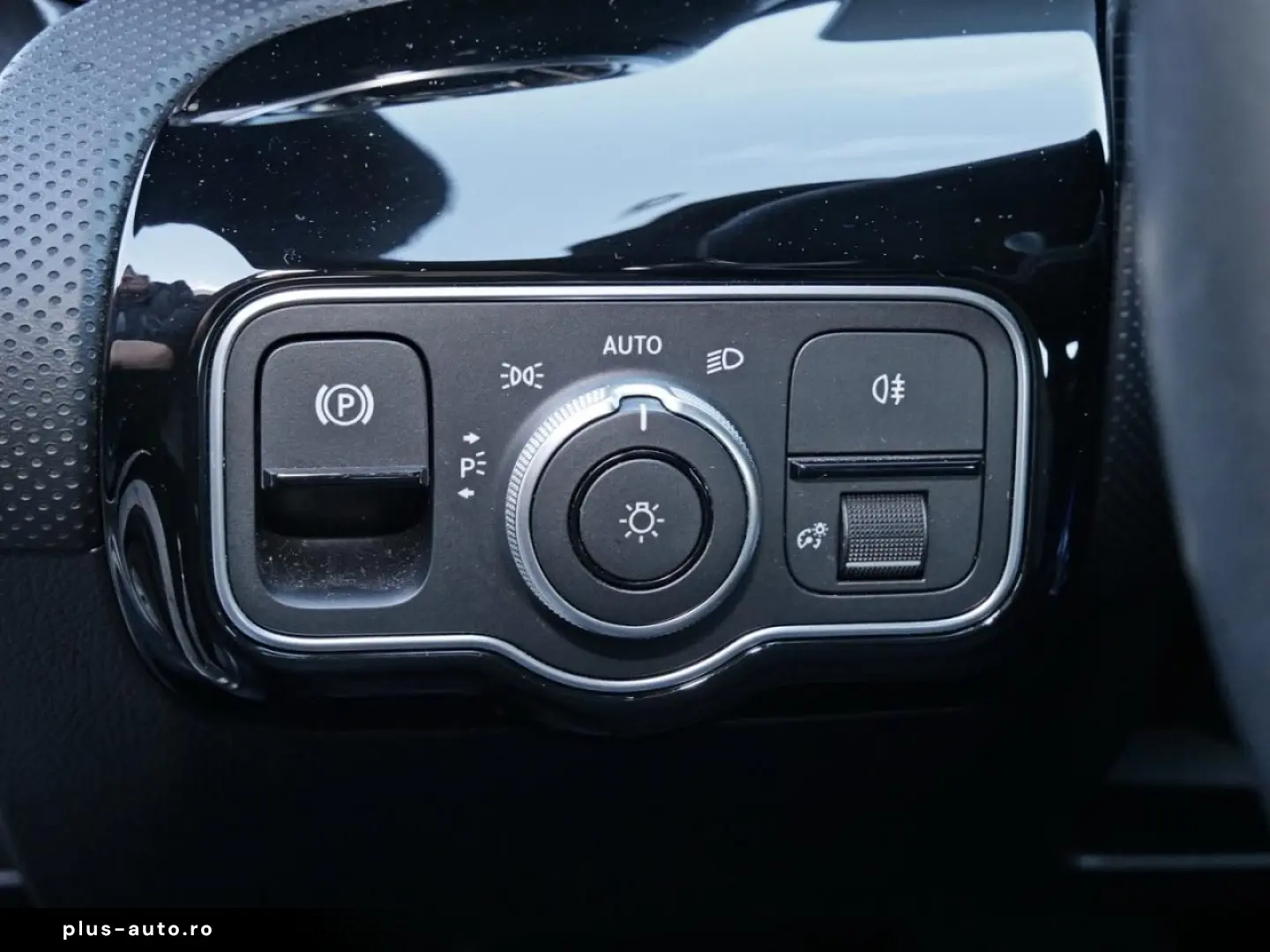 MERCEDES-BENZ CLA 180 Coupé Progressive Kamera Navi