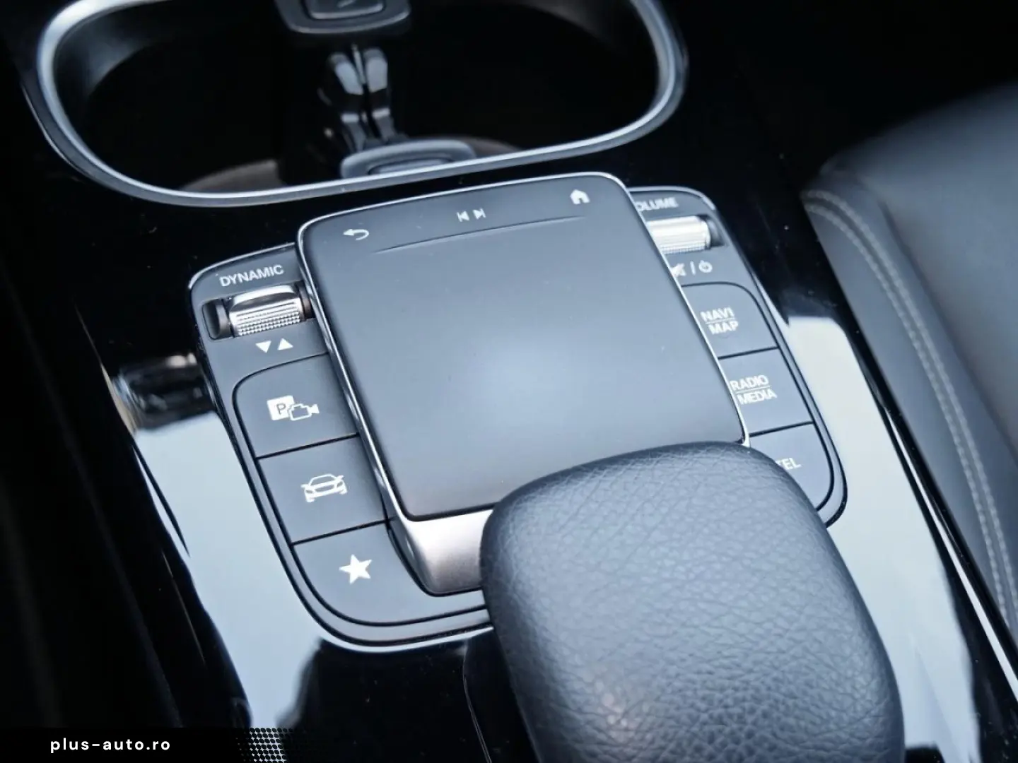 MERCEDES-BENZ CLA 180 Coupé Progressive Kamera Navi