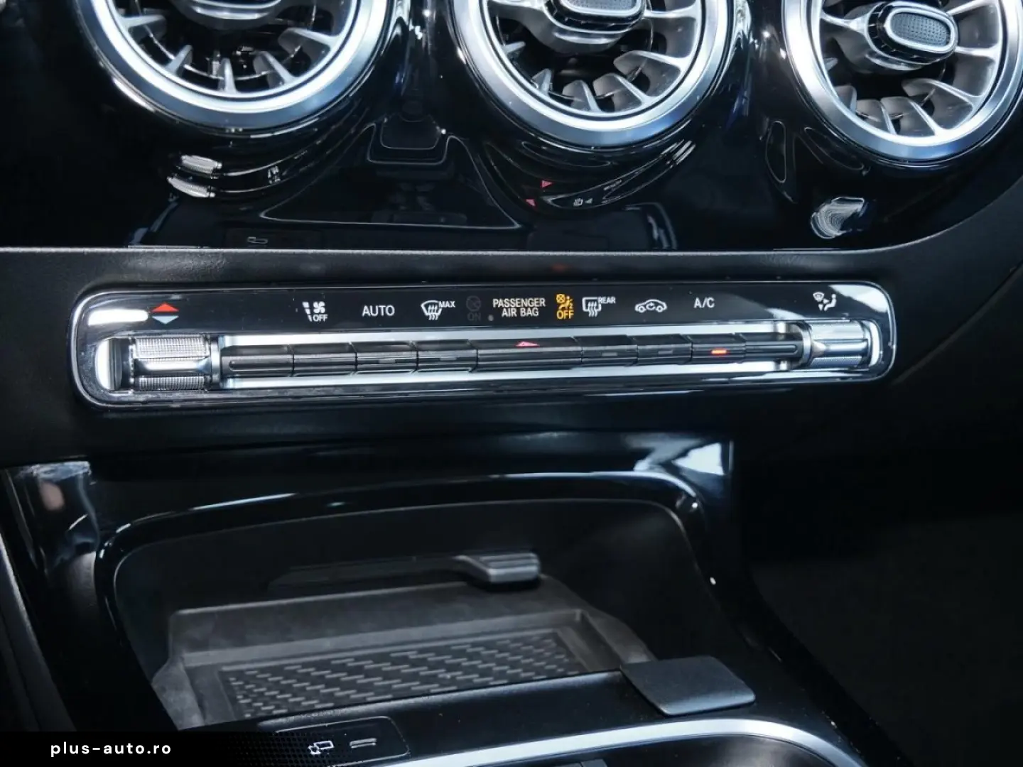 MERCEDES-BENZ CLA 180 Coupé Progressive Kamera Navi