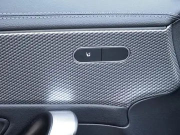 MERCEDES-BENZ CLA 180 Coupé Progressive Kamera Navi