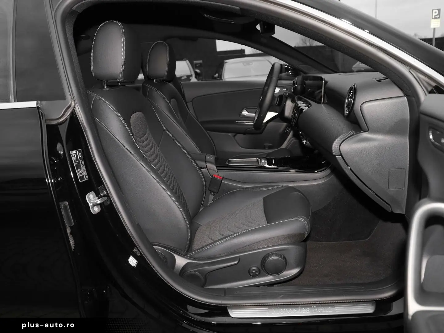 MERCEDES-BENZ CLA 180 MBUX-Navi LED