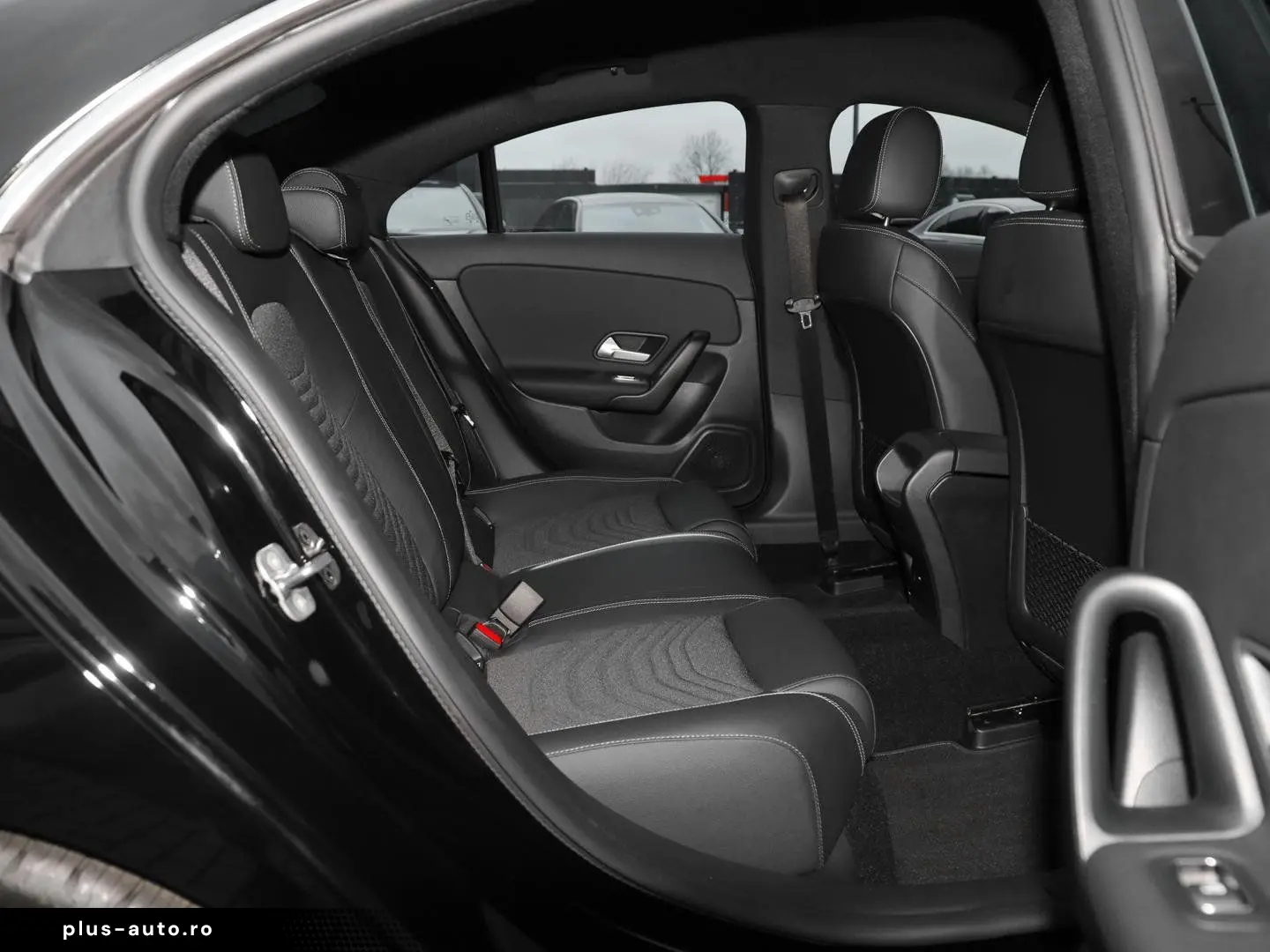 MERCEDES-BENZ CLA 180 MBUX-Navi LED