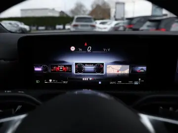 MERCEDES-BENZ CLA 180 MBUX-Navi LED