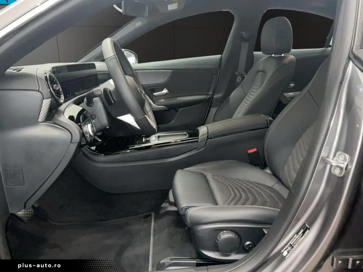 MERCEDES-BENZ CLA 180 PROGRESSIVE