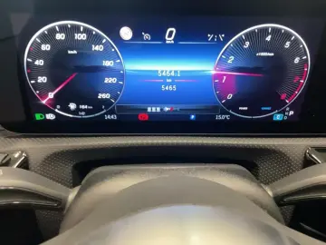 MERCEDES-BENZ CLA 180 PROGRESSIVE