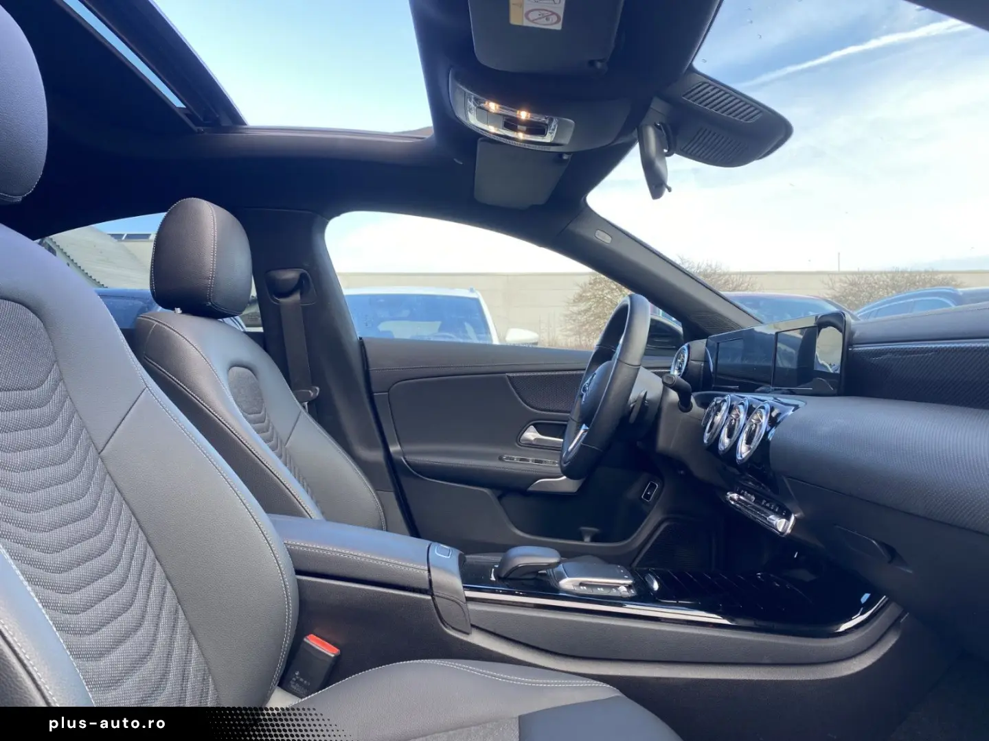 MERCEDES-BENZ CLA 250e   Panorama