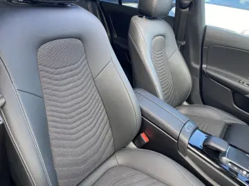 MERCEDES-BENZ CLA 250e   Panorama